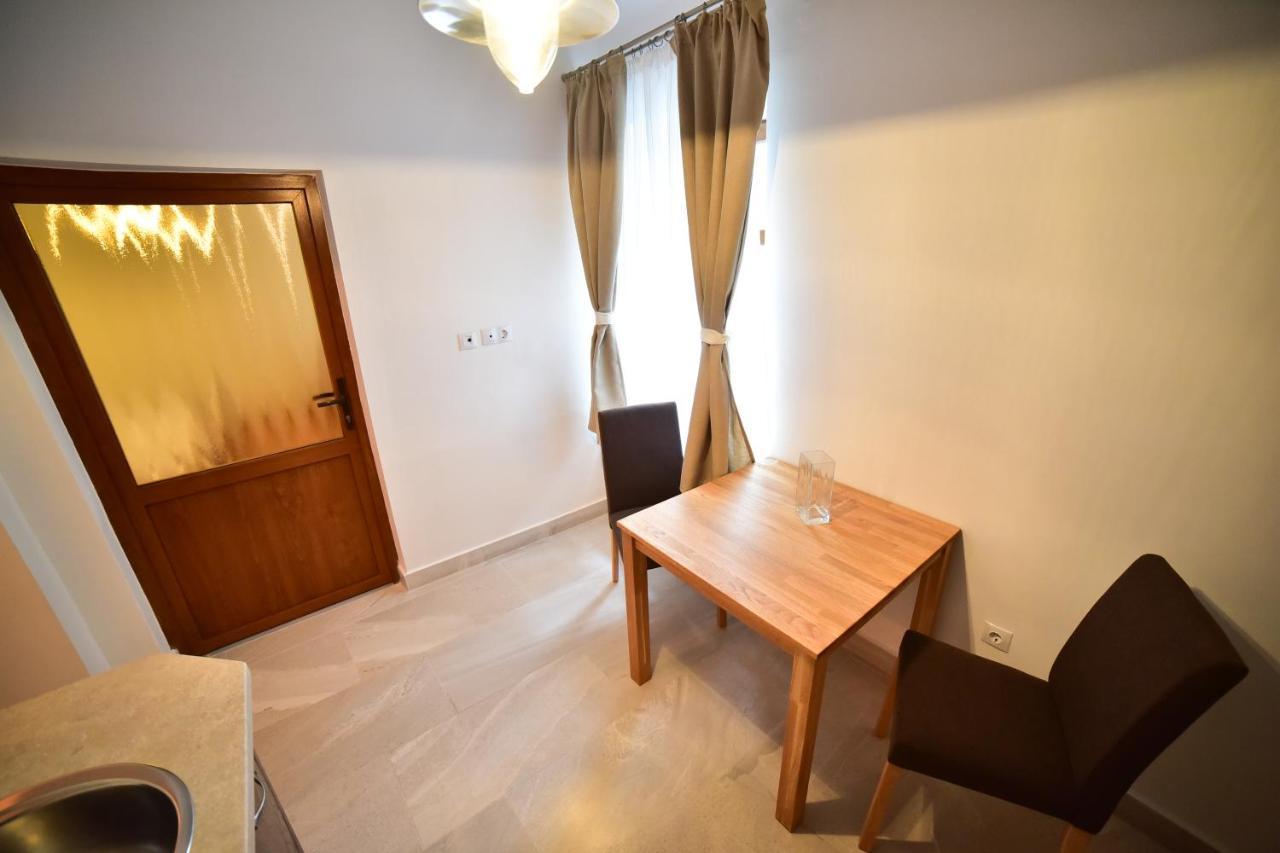 Thalia Apartament
